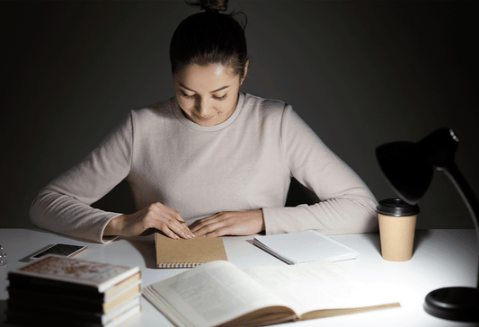 Técnicas para mejorar tu estilo de escritura y enganchar a los lectores